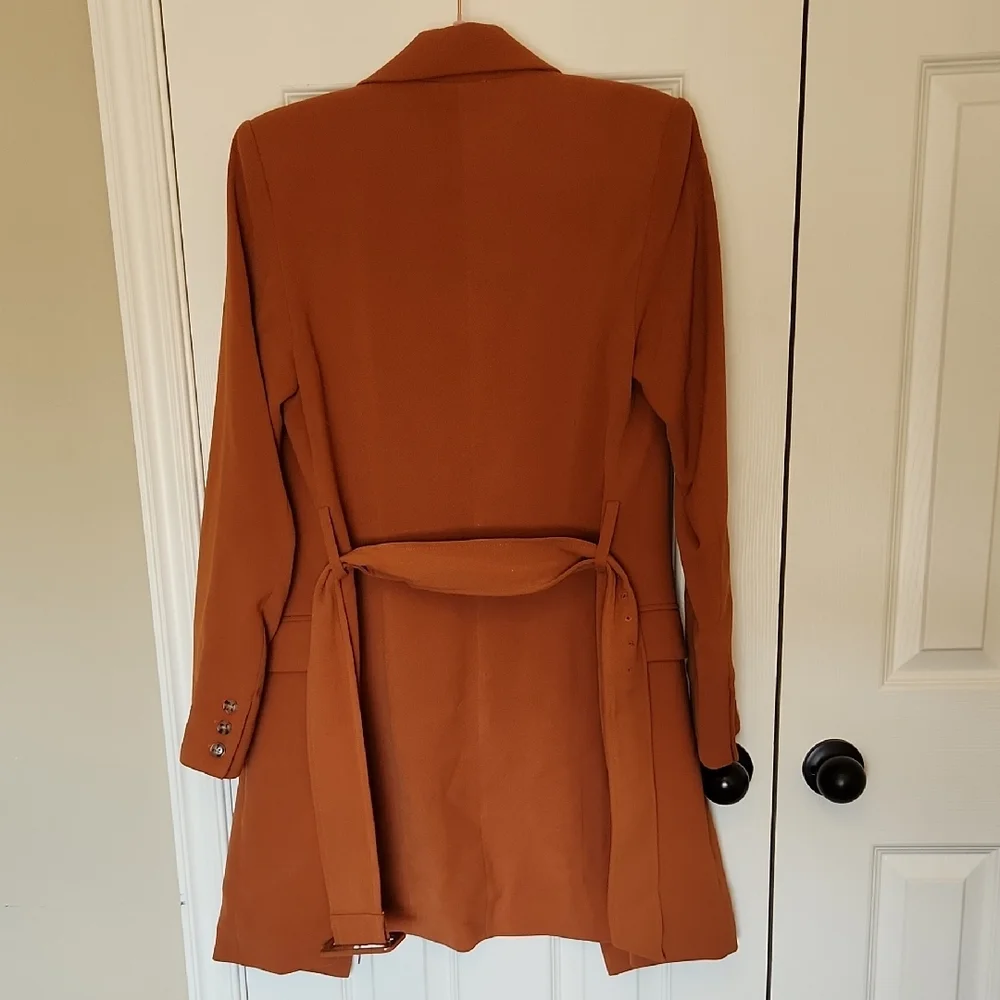 House of Harlow 1960 Rust Double-Breasted Blazer - Picture 4 of 4
